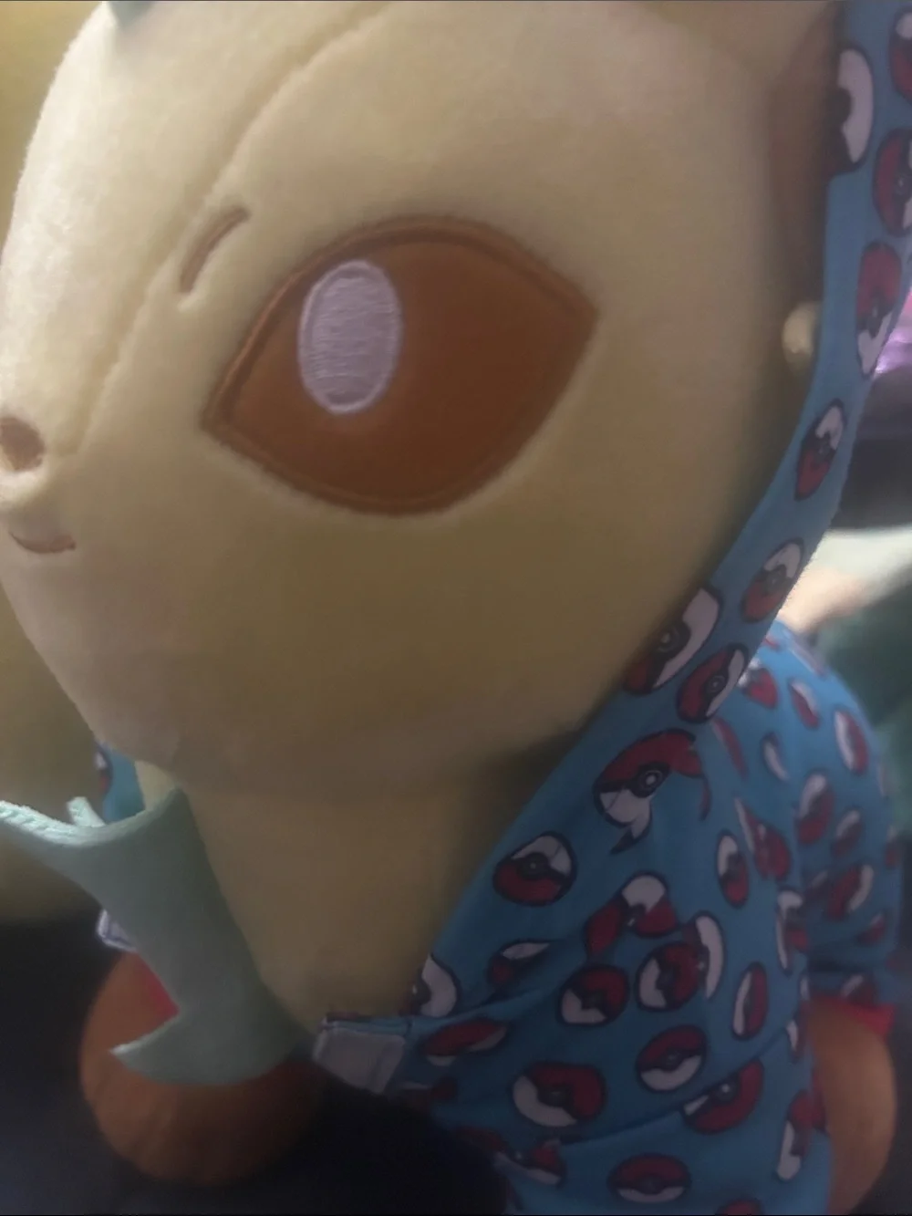 Build-A-Bear Bright Yellow Plush Tag Close-Up